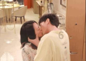 8岁女儿随口吟了两句诗,父亲预测她将沦落风尘,14岁时果然应验
